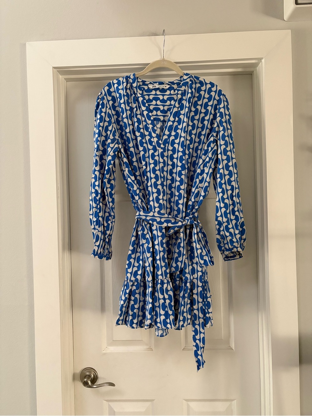 Zara Blue & White Geometric Long-Sleeve  Dress